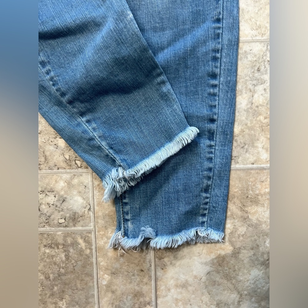 Women’s KanCan distressed jeans sz 30 - Picture 4 of 9